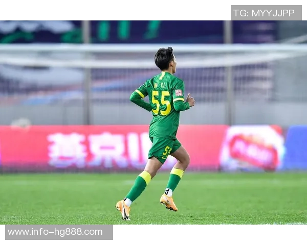 小白近期表现惊艳场均20分5板5助攻防守端贡献突出且犯规控制得当