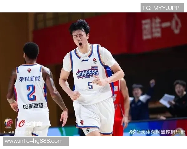 赖俊豪因头部撞击广告板导致颈部扭伤已紧急送医接受治疗